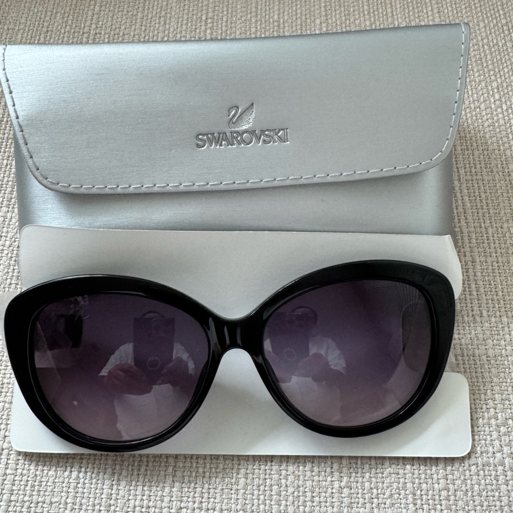 Swarovski Black Sunglasses with Silver Pouch